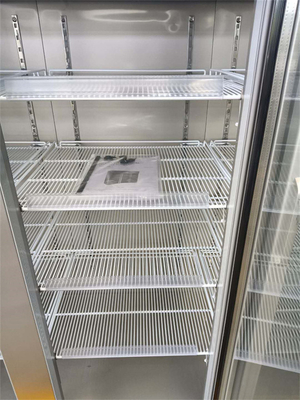 Ανοξείδωτο 1500 ικανότητας ιατρικών λίτρα ψυγείων τρία φαρμακείων πόρτες γυαλιού